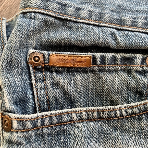 Men’s Eddie Bauer Blue Jeans Premium Denim Dark Wash Straight Leg Size 32x32 - Picture 4 of 12